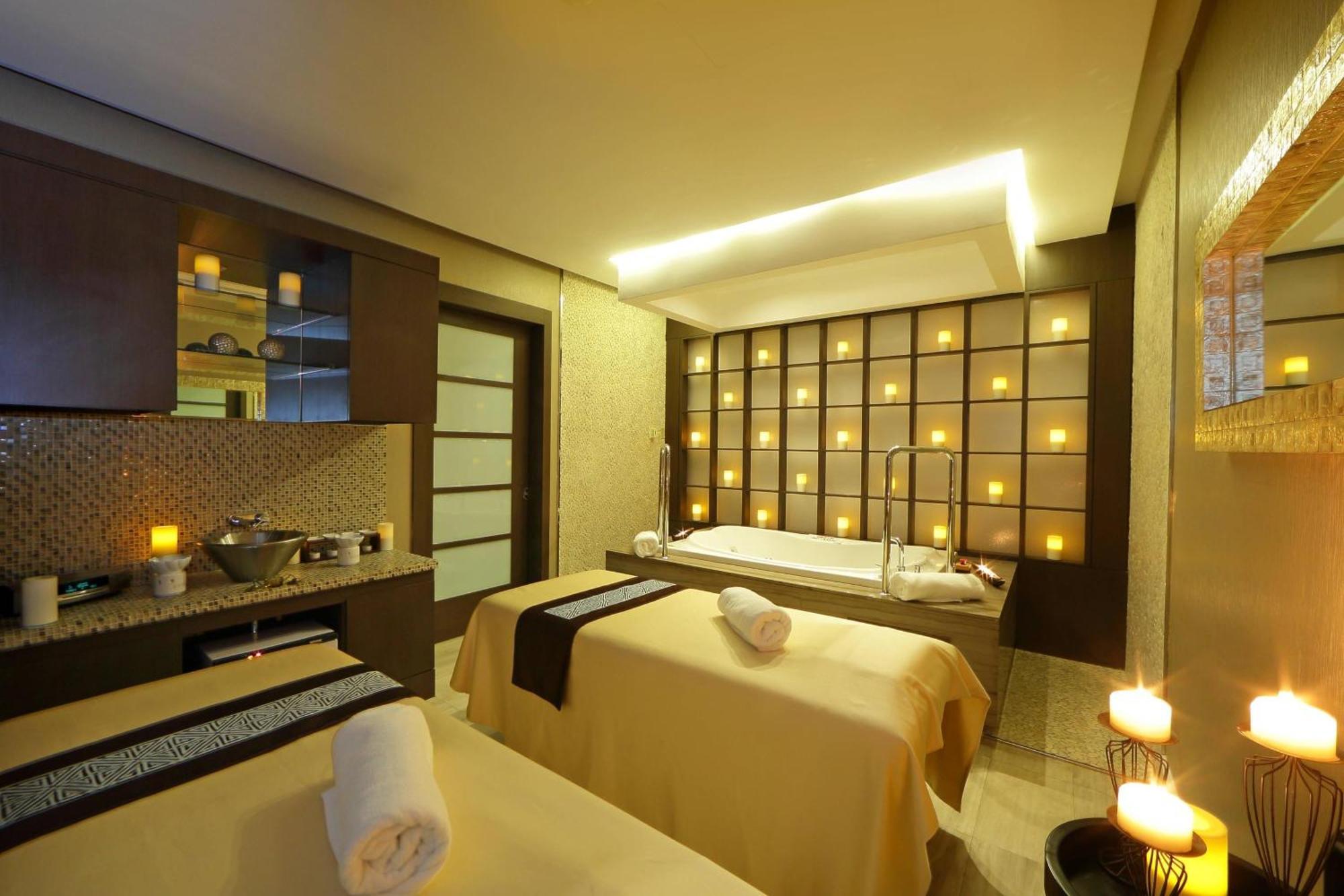เชอราตัน แกรนด์ ปานามา Hotel ปานามาซิตี้ ภายนอก รูปภาพ A spa treatment room