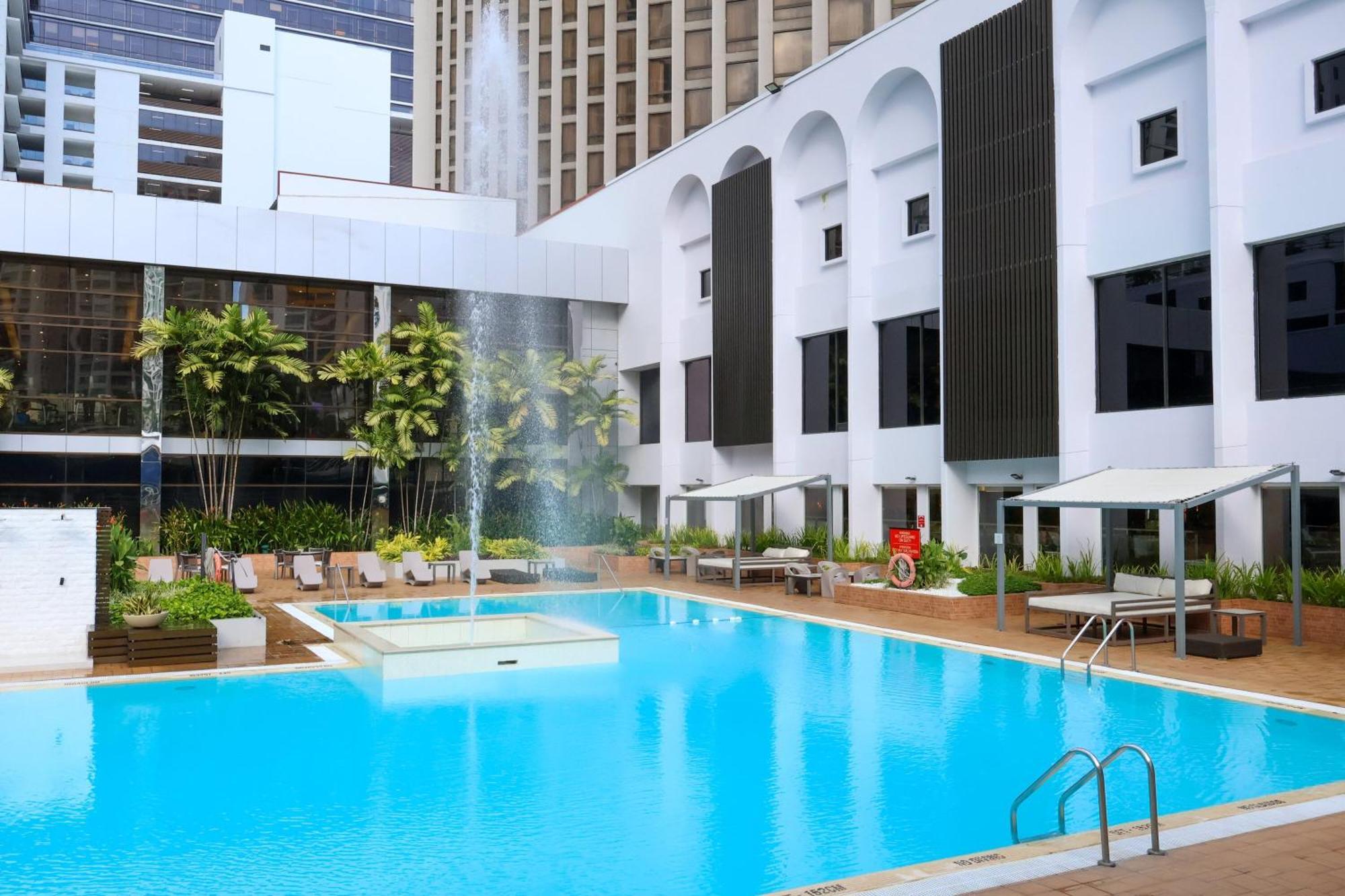 เชอราตัน แกรนด์ ปานามา Hotel ปานามาซิตี้ ภายนอก รูปภาพ The pool at the Shangri-La Hotel, Kuala Lumpur